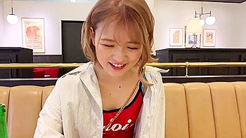 神超え美少女のギャル店員を連れ出してラブラブデート