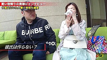 大阪と東京に邸宅を構える本物セレブが他人棒で感じちゃう