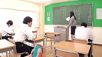 Japanese Slut Gets Clit Rubbed With A Dildo Before A Fuck