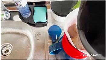 Sexy Ana Gets All Hot & Soapy In The Bathtub