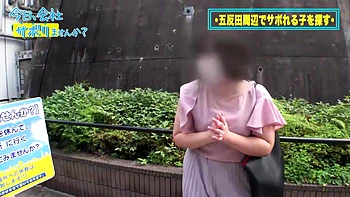 0011090_デカ乳 四つん這い 唾液などが含まれている