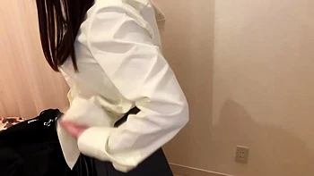 0010858_騎乗位 可愛い 女子校生などが含まれている