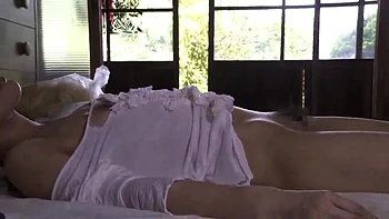 YMP973-UXVBOAXOUB115865731