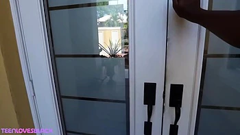 Watch Comely Ray Rays Action