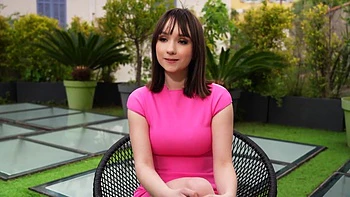 Eva Loviña, 34 years old, from Nanterre! - Jacquie et Michel TV