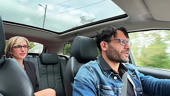 For Lexie, any experience is worth taking! - Jacquie et Michel TV