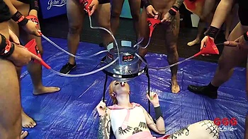 Ggg John Thompson Devot, Pissing, Extreme - Azura Alii Und Daisy Lee Und Phoenix Madina