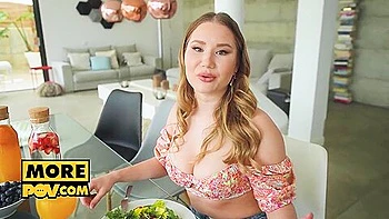 Amalia Davis Gives U Her Booty And Her Vagina To Pump