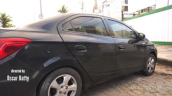 2 Very Sexy Brazilian Beauties Walk Almost Naked On The Street