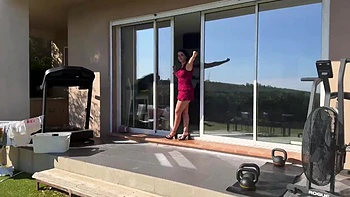 Oletsha, 25, takes full responsibility! - Jacquie et Michel TV