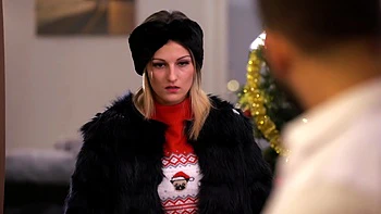 Miriam More and May Thai love office orgy - Jacquie et Michel TV