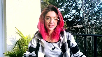 Manuel offers Ava to his friend Steve - Jacquie et Michel TV