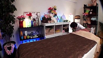 Beautiful Women, Experiencing Ecstasy At The 8 Hours Of Footage