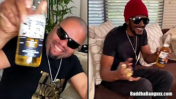 Far Buns Freak: Blowjob, Amateur  Ebony Porn