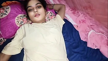 Desi Indian Muslim Girl Sex Video - Big Tits & Big Ass Bhabhi Brutal Fuck