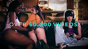 GIRLSWAY - Sexy Lexi Luna  Hailey Rose Massage Each Others Huge Breasts - SPANISH SUBTITLES