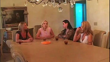 Brunette milf fucking like its her last time