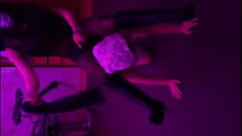 Chinese lezdom: Amateur, Xnxx  Lesbian Porn