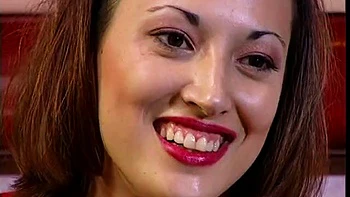 Brunette whore doing casting