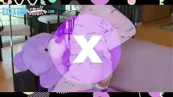 Corrupt security officer takes pussy as a bribe