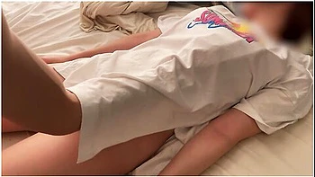 スレンター美女なキャルか濃厚生セックスて中イキしまくり