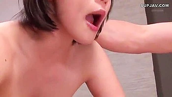 Japanese Reporter - Kaho Shibuya