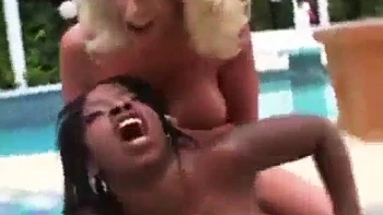 Vanessa ans Sara catfight: Eporner, Fetish  Hair Porn