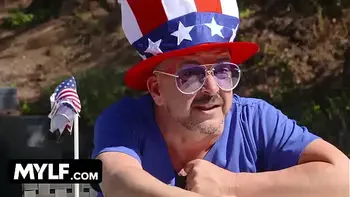 Hot Big Tits MILF Ariella Ferrera & Her StepDaughter Jennifer Jacobs Have Threesome With New StepSon In Front Of Husband During 4th Of July Barbecue