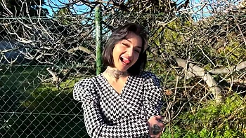 Luna, her big breasts are a deadly weapon! - Jacquie et Michel TV