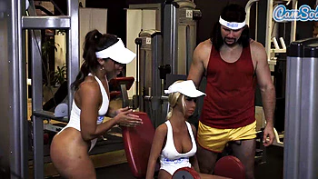 Camsoda - Hardcore MFF trio with dirty doll