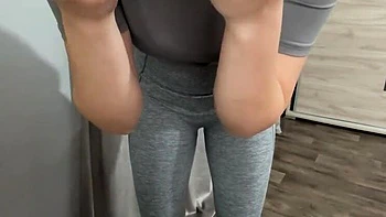 My Girlfriend Masturbates in Tight Leggings - Big Ass Latina Amateur Homemade POV