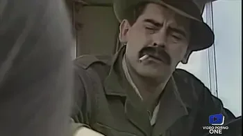 Ces salopes aiment se faire défoncer dans la paille