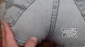 Watch this teen with a hairy pussy and dreadlocks suck cock