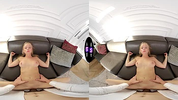 Hot vr sex with stunning babe peaches in Calibri