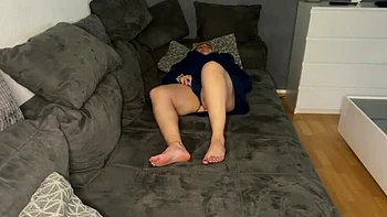 Bonieclydeerotik Shower Masturbation - Blonde Pornstar Fingering Pussy & Clit on Couch, Wet Moaning Orgasm