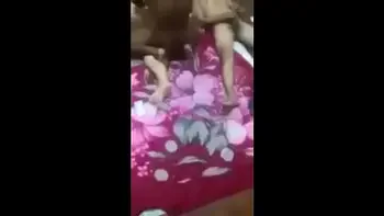 စော်ကြီးကိုဝိုင်းလိုးတာ (အဲ့လိုမျိုးမလိုးချင်ဘူးလား)