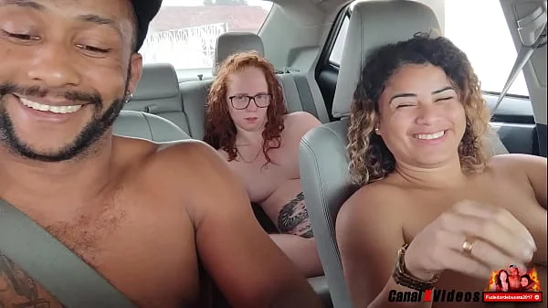 CARONA DO KIDINHO SAI COM DUAS GATAS NUAS NO CARRO PRA DA UMA VOLTA NA CIDADE VEJA O QUE ACONTECEU - LORRANY EXOTICA E ELIANE FURACAO.