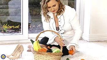 Busty Mature Neelala Invites You For Some Afternoon Delight