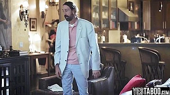 Steve Holmes And Vanna Bardot In Stepdaughter Seduces New Stepdad