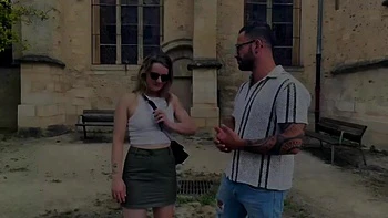 Alva takes control of her photo shoot... - Jacquie et Michel TV