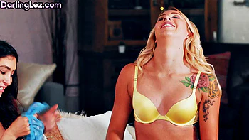 Hairy lesbo beauty eating GF