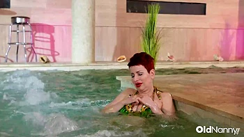 Busty MILF Lisa Pinelli In An Intimate Solo Scene