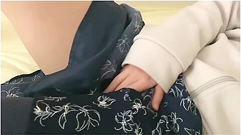 Volohata Yaponska Lubitelka Masturbue