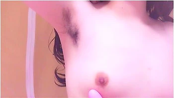 [training] Japanese Amateur With Armpit Hair Masturbates With Toys[homemade]