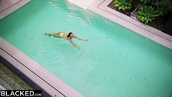 BLACKED Gorgeous Gabbie cheats on boyfriend at the pool
