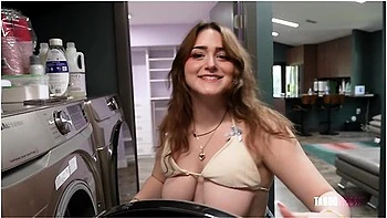 Quickie With Thick Stepdaughter While Stepmom Is Gone - Lilibet Saunders Luke Longly