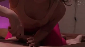 06991,A bitch is fully exposed during sex!