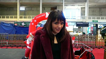 Cataleya only settles for the best! - Jacquie et Michel TV