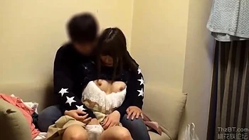 00622,A beautiful woman who feels