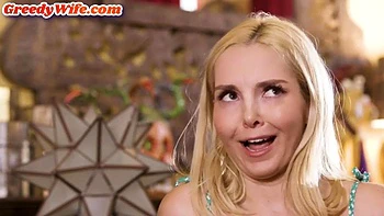 Smaltitted blonde babe got pussydrilled